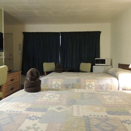 100 Mile Motel & Rv Park 100 Mile House Rom bilde